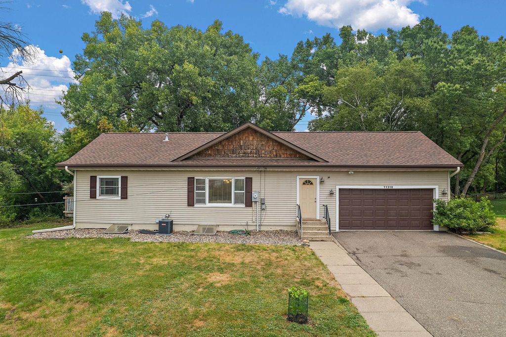 11310 12th Avenue N, Plymouth, MN 55441 — photo 2