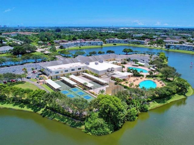124 E Andover E 124, West Palm Beach, FL 33417