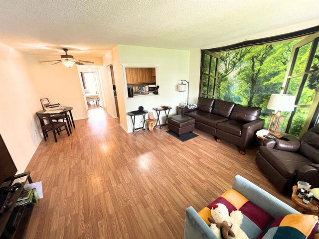 124 E Andover E 124, West Palm Beach, FL 33417
