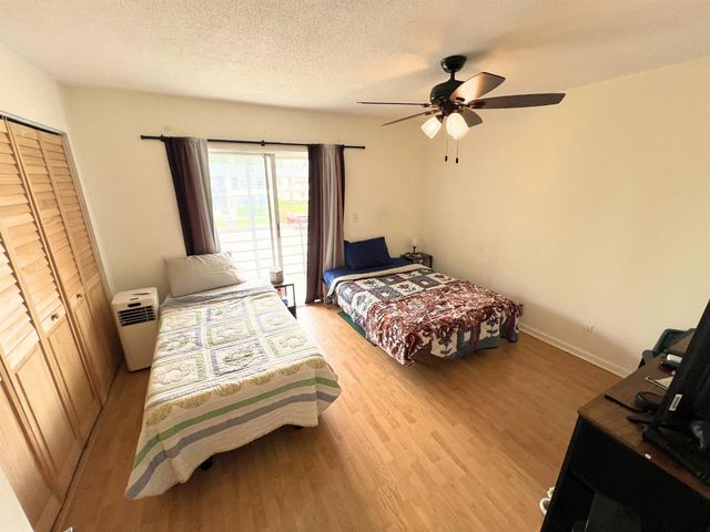 124 E Andover E 124, West Palm Beach, FL 33417