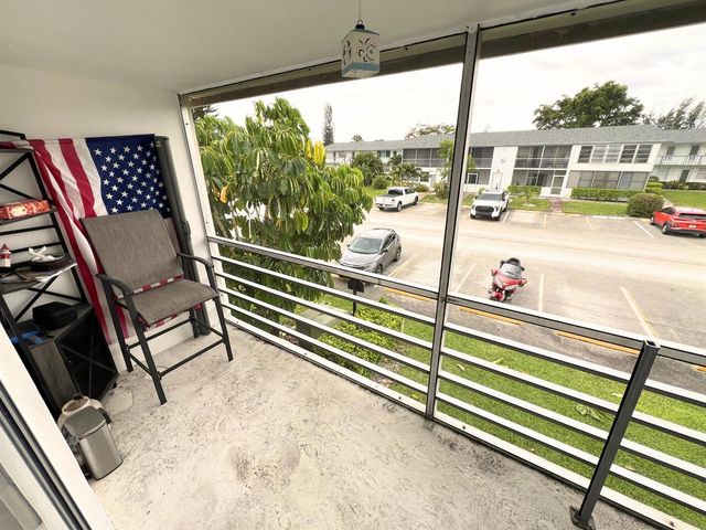 124 E Andover E 124, West Palm Beach, FL 33417