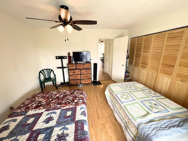124 E Andover E 124, West Palm Beach, FL 33417