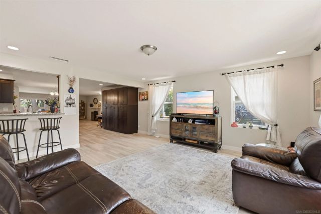15377 Andorra Way, San Diego, CA 92129
