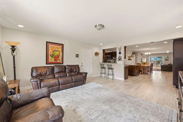 15377 Andorra Way, San Diego, CA 92129