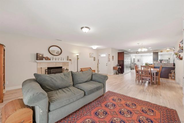15377 Andorra Way, San Diego, CA 92129