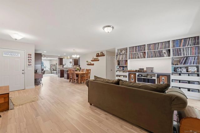 15377 Andorra Way, San Diego, CA 92129