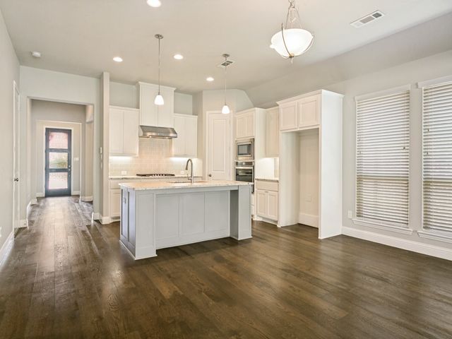 4521 Tall Knight Lane, Carrollton, TX 75010