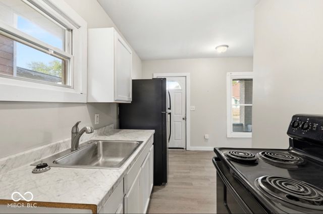 1125 S Keystone Avenue, Indianapolis, IN 46203