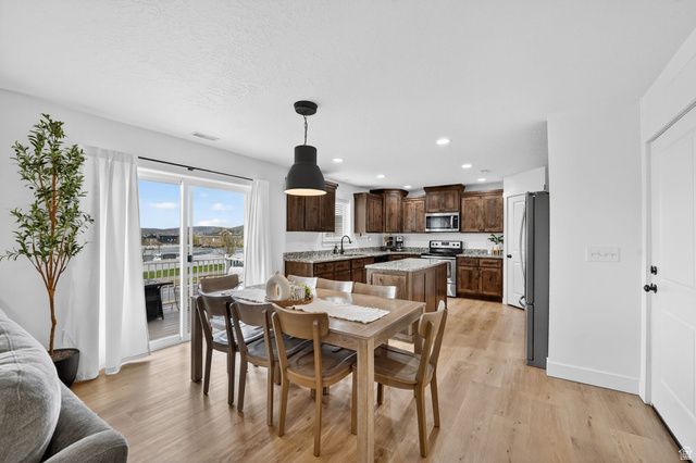 3424 E BRIDGE ST, Eagle Mountain, UT 84005