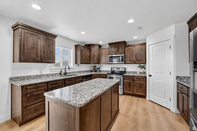 3424 E BRIDGE ST, Eagle Mountain, UT 84005