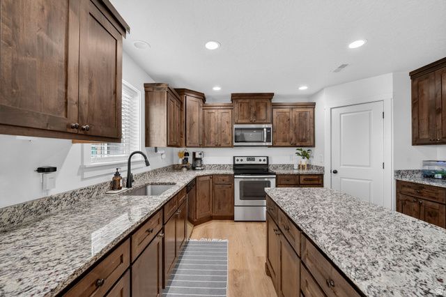 3424 E BRIDGE ST, Eagle Mountain, UT 84005