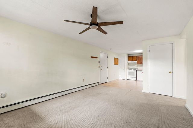 1202 White Cedar Boulevard, Portsmouth, NH 03801