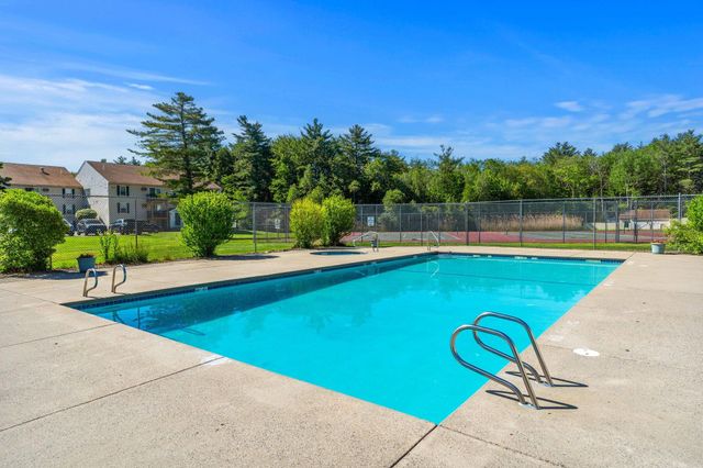 1202 White Cedar Boulevard, Portsmouth, NH 03801