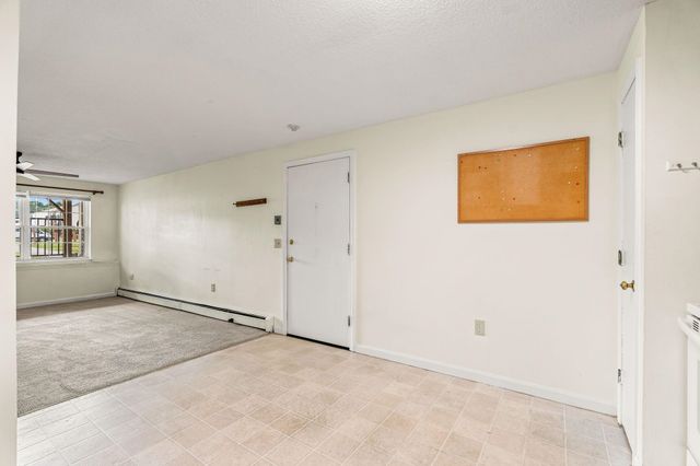 1202 White Cedar Boulevard, Portsmouth, NH 03801