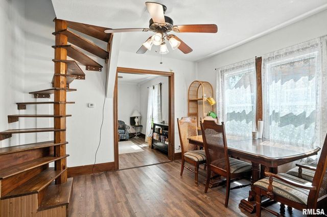 142 11TH Street, Silvis, IL 61282