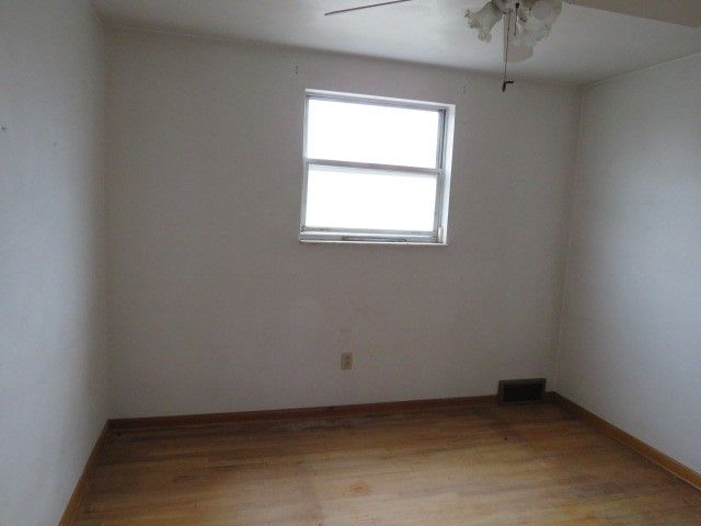 7967 Aber Rd, Penn Hills, PA 15147