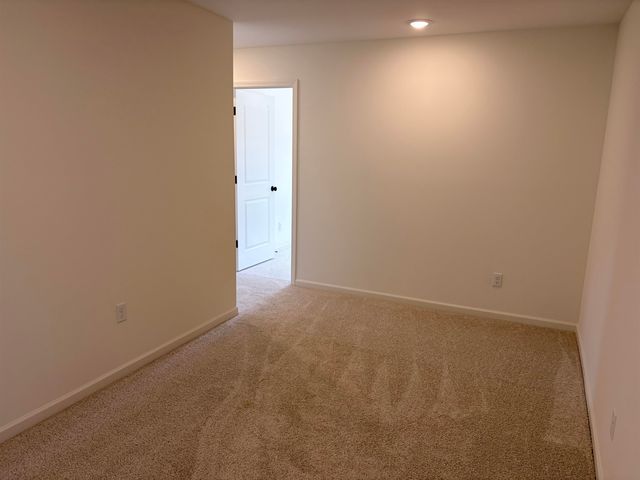 9562 GRAYS HOLLOW DR S, Cordova, TN 38018