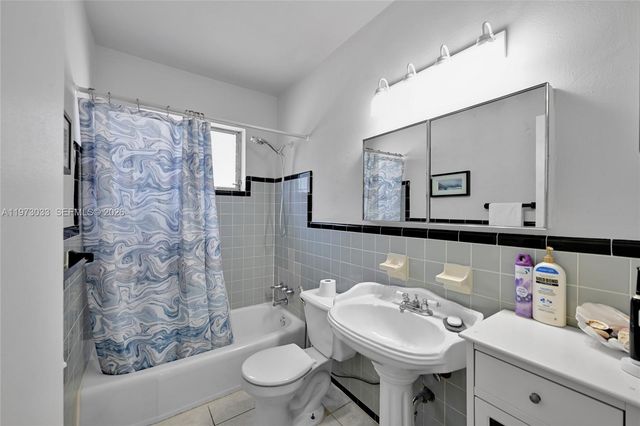 1240 14th St, Miami Beach, FL 33139