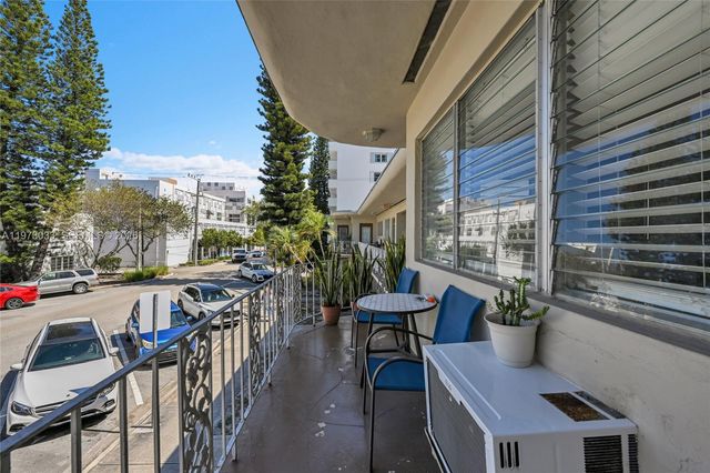 1240 14th St, Miami Beach, FL 33139