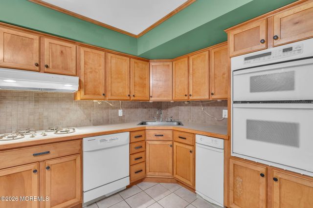 1146 Sawmill Road, Brick, NJ 08724