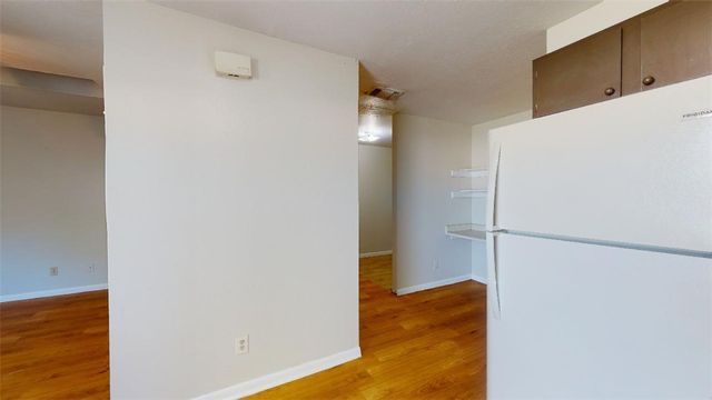 725 Peppertree Drive 29, Bryan, TX 77801
