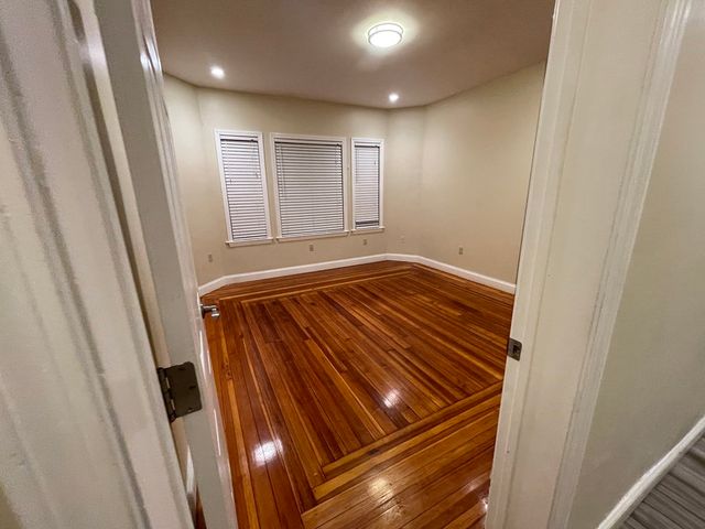 58 Copeland St. 1, Boston, MA 02119