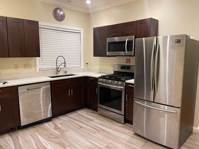 58 Copeland St. 1, Boston, MA 02119