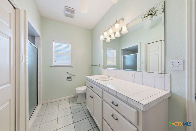 2592 Edgegrove, Canyon Lake, TX 78133