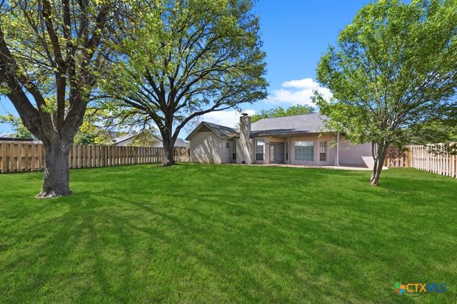 2592 Edgegrove, Canyon Lake, TX 78133