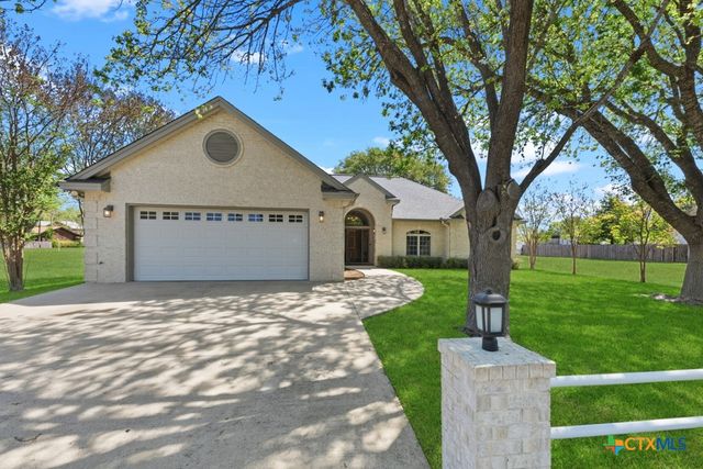 2592 Edgegrove, Canyon Lake, TX 78133