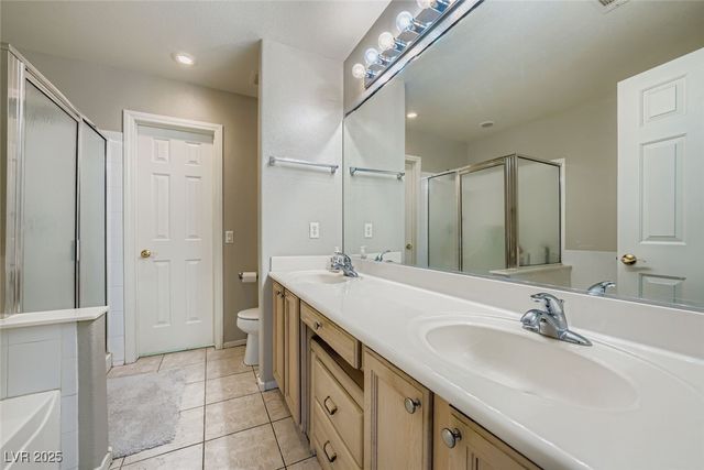 10247 Amber Hue Lane, Las Vegas, NV 89144