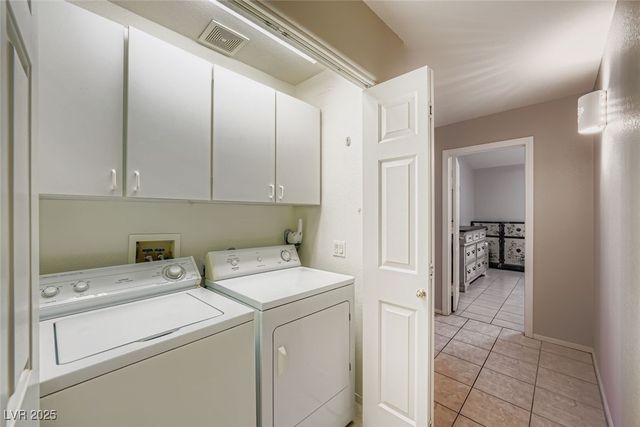 10247 Amber Hue Lane, Las Vegas, NV 89144