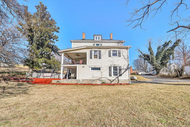 115 Spring ST, Rocky Mount, VA 24151