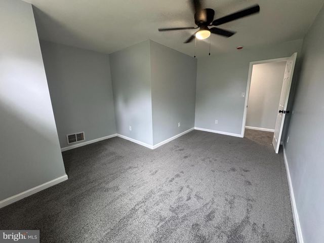 100 FORREST AVE, Wilmington, DE 19805