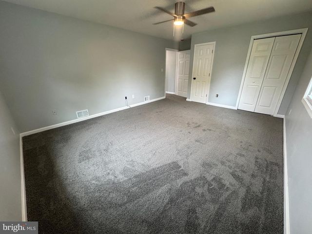 100 FORREST AVE, Wilmington, DE 19805