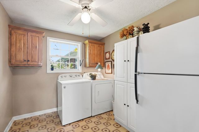 5039 Somerville Rd, Cross Plains, TN 37049