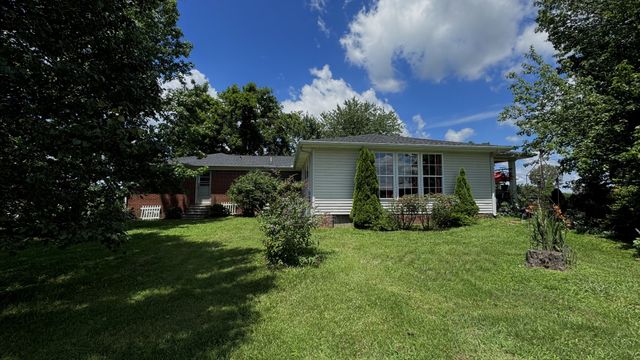5039 Somerville Rd, Cross Plains, TN 37049