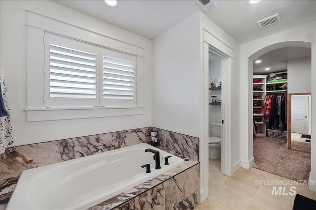 6092 S Thumbelina Ave, Meridian, ID 83642