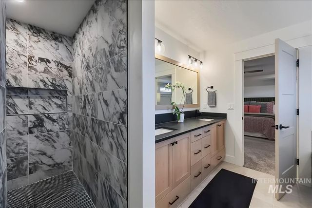 6092 S Thumbelina Ave, Meridian, ID 83642