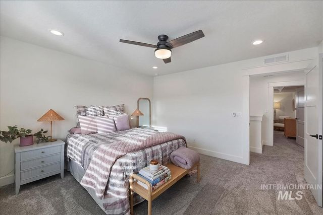 6092 S Thumbelina Ave, Meridian, ID 83642