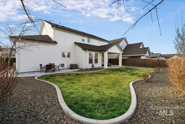 6092 S Thumbelina Ave, Meridian, ID 83642