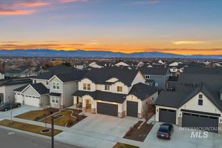 6092 S Thumbelina Ave, Meridian, ID 83642