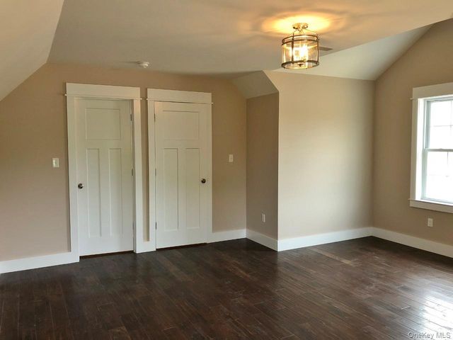 18 Sunset Lane, New Hampton, NY 10958