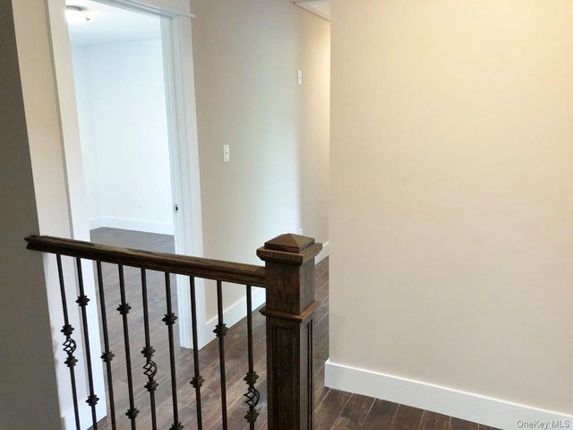 18 Sunset Lane, New Hampton, NY 10958