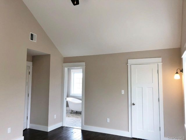 18 Sunset Lane, New Hampton, NY 10958