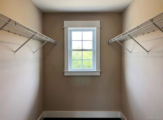 18 Sunset Lane, New Hampton, NY 10958