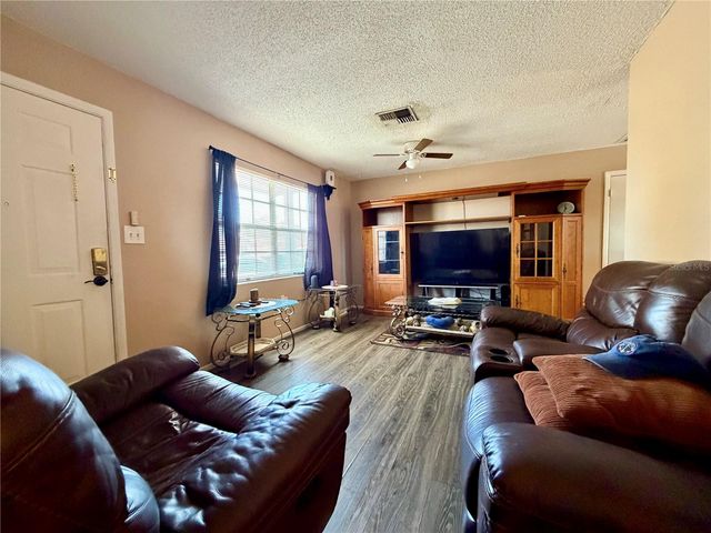 9840 CROFTON LANE, Port Richey, FL 34668