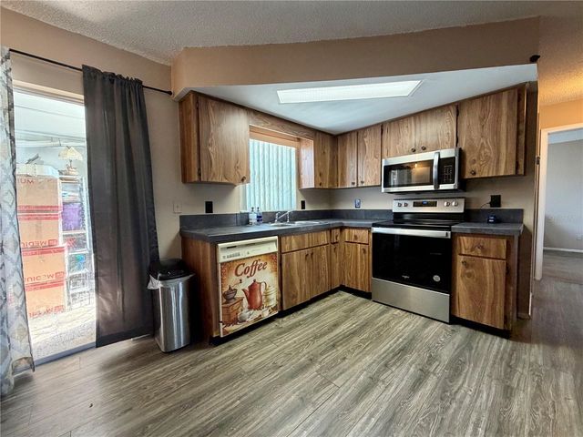 9840 CROFTON LANE, Port Richey, FL 34668