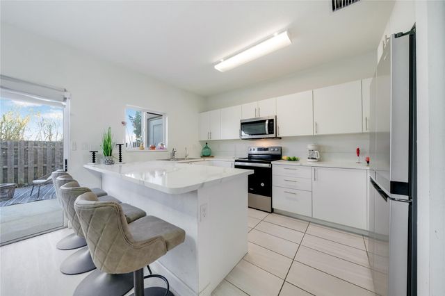 1214 NW 4th Lane 1214, Homestead, FL 33034