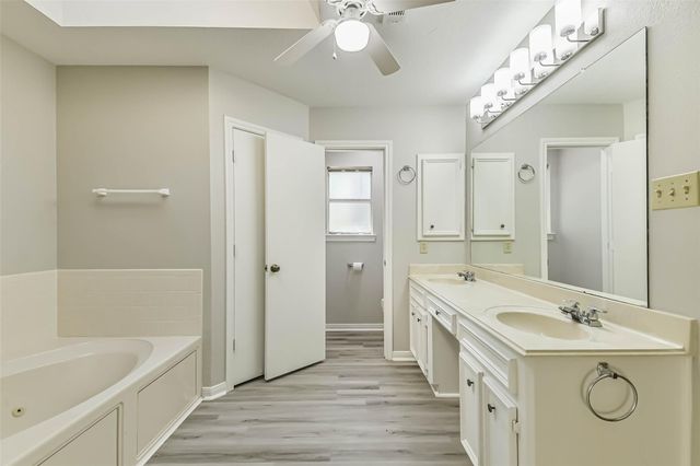 20211 Sienna Ridge Lane, Magnolia, TX 77355